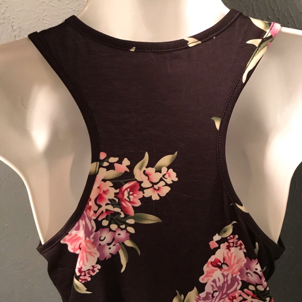 Floral Dreams tank - Picture 5 of 6
